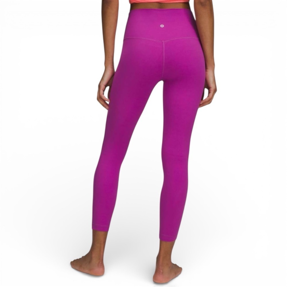Lululemon Align High-Rise Pant 25"
Vivid Plum women’s size 4